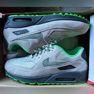 Nike Air Max 90 Essential Light Bone/Jade Stone-Classic Charcoal-Poison size 14